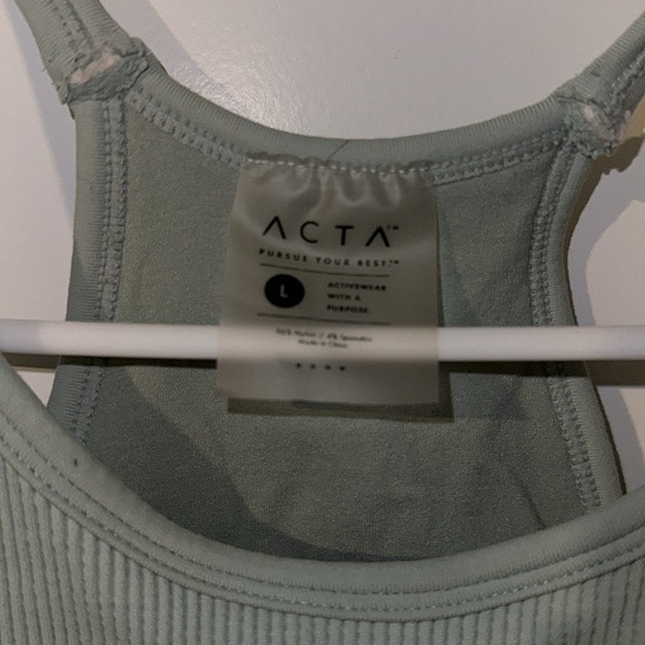ACTA cropped razorback workout tank size large - Picture 3 of 4